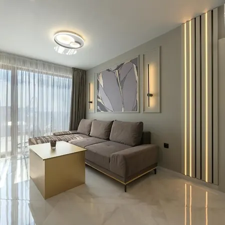 Sunset Terrace דירה