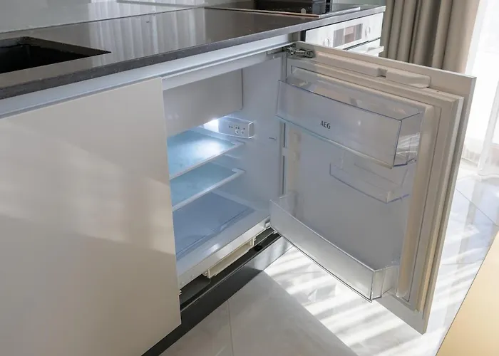 Sunset Terrace アパート